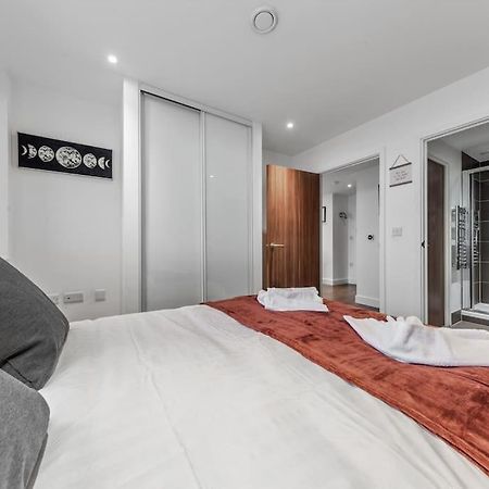 Amazing Britania 1 Bedroom Flat In London Bp40 Buitenkant foto