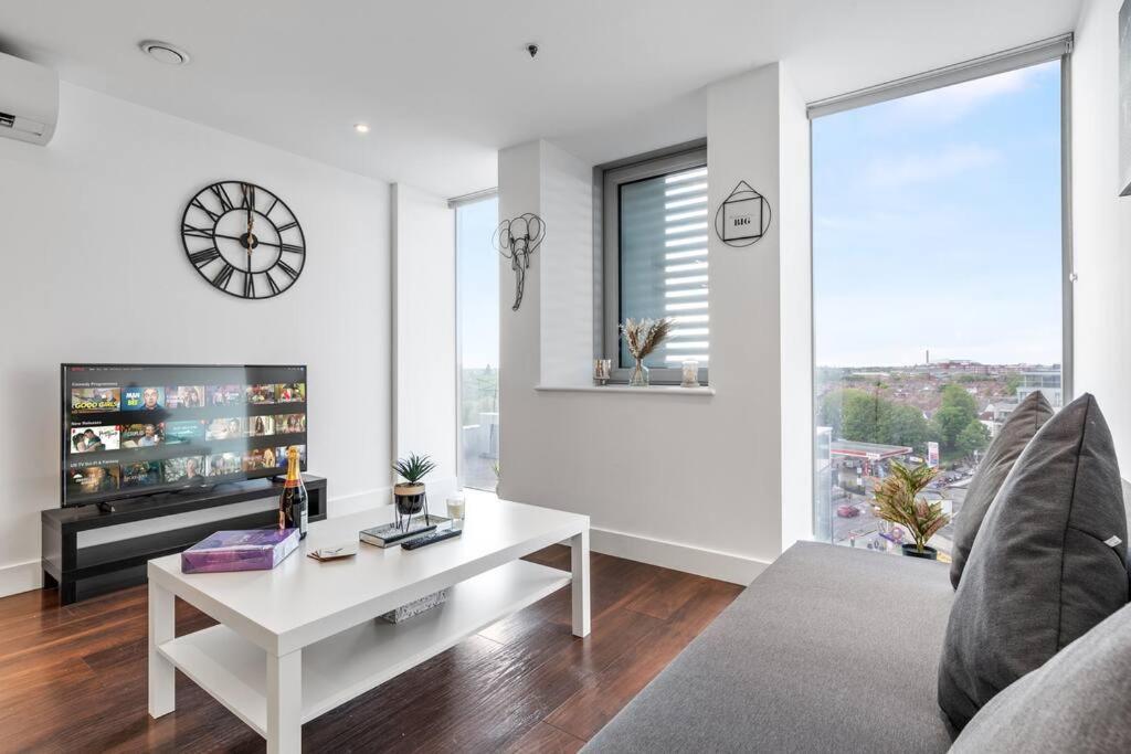 Amazing Britania 1 Bedroom Flat In London Bp40 Buitenkant foto