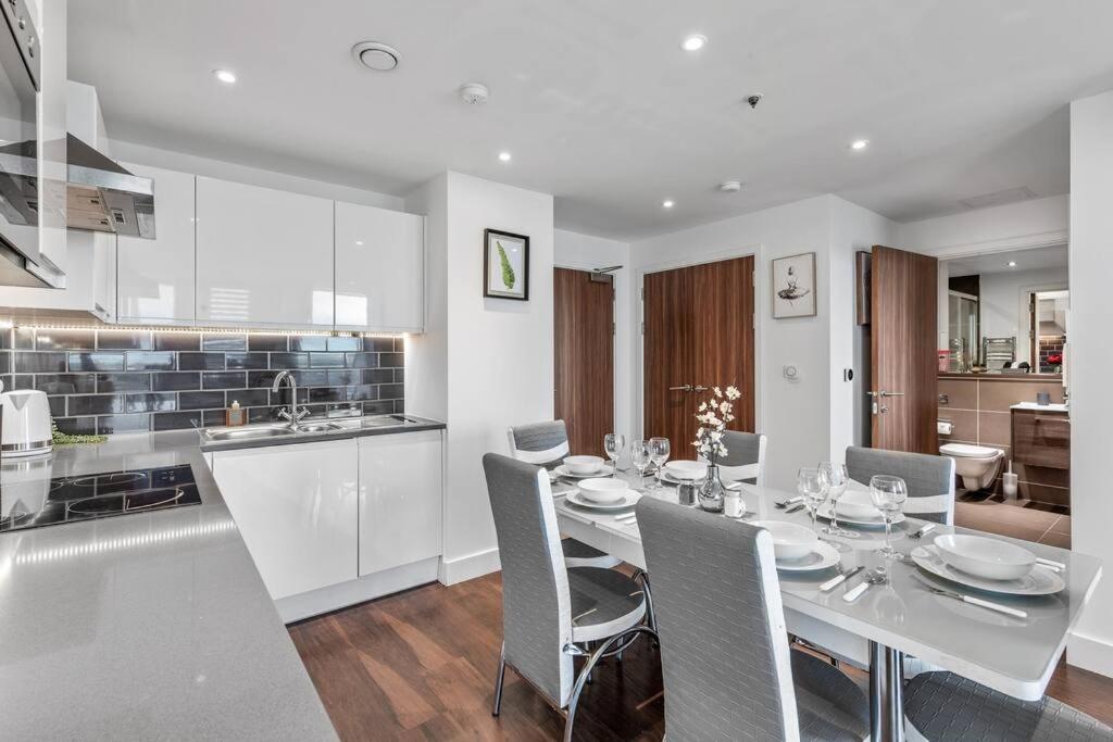 Amazing Britania 1 Bedroom Flat In London Bp40 Buitenkant foto
